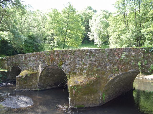 Pont romain Azay-le-Brûlé