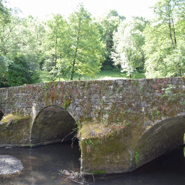 Pont romain Azay-le-Brûlé