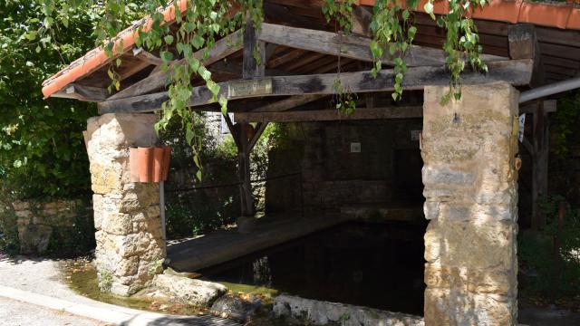 Balade à Augé en Deux-Sèvres charme des ruelles